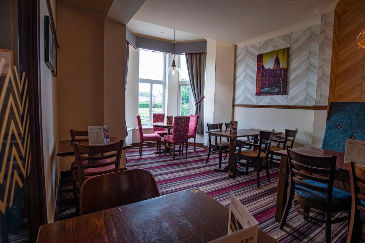 Highfield Hotel Мидълзбро Екстериор снимка