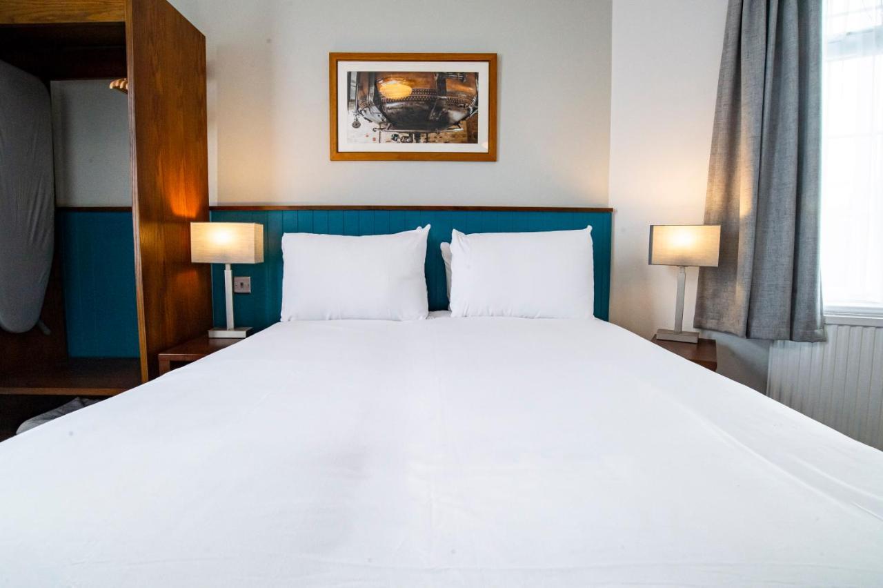 Highfield Hotel Мидълзбро Екстериор снимка