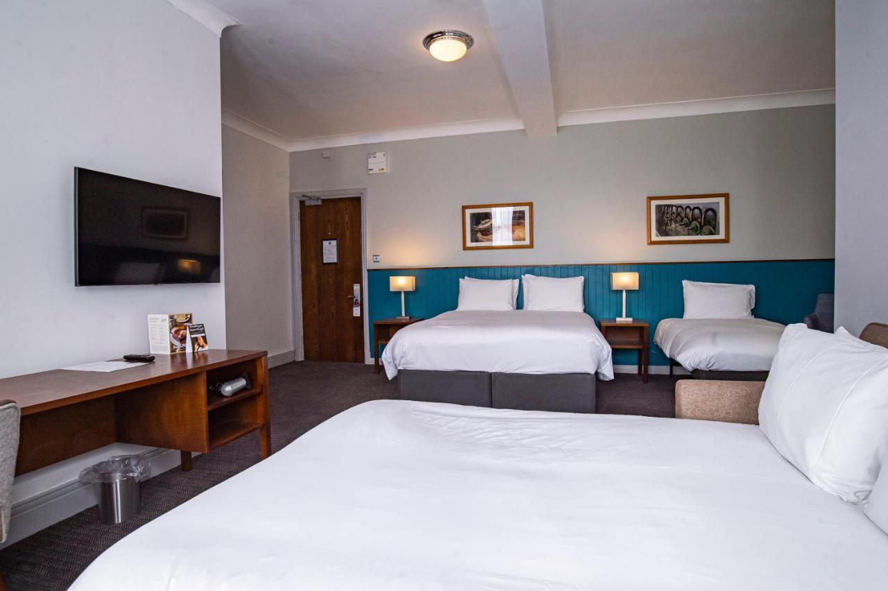 Highfield Hotel Мидълзбро Екстериор снимка
